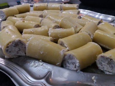 paccheri ripieni indorati e fritti al ragù napoletano 11