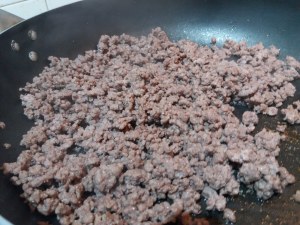 paccheri ripieni indorati e fritti al rag&ugrave; napoletano 5