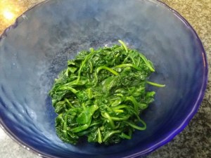 Cannelloni ripieni di ricotta e minestra maritata con besciamella alla zucca