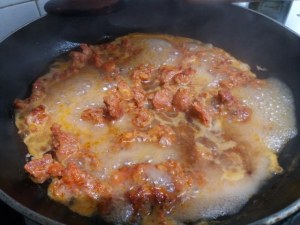 scialatielli di castagna con salsiccia funghi porcini tarallo sbriciolato