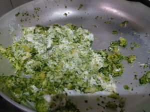 Fettuccine al limone con broccoli e stracciatella di bufala