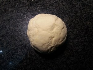 Lasagna vegetariana con ricotta alle olive nere e frutta secca