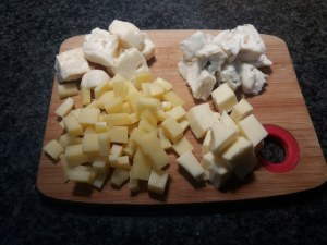 Fusilloni ai quattro formaggi con asparagi selvatici