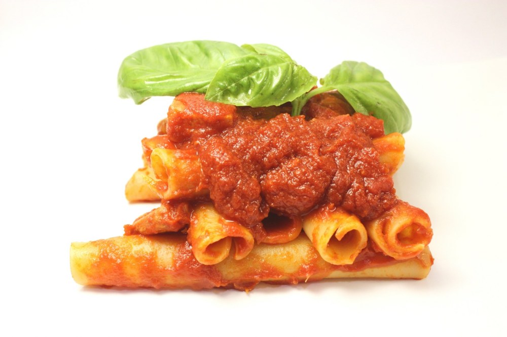 Candele al ragu di tonno