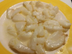 Paccheri con baccala pomodori del piennolo olive nere e cucunci