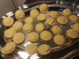 Ravioli ripieni di ricotta e mortadella con zucca e porcini