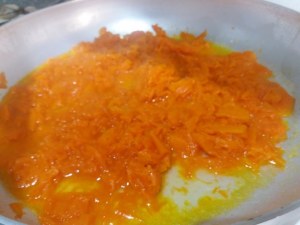 Ravioli ripieni di ricotta e mortadella con zucca e porcini