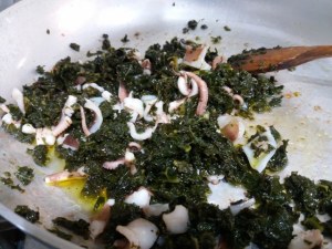 Linguine con torzelle polipetti veraci e tarallo sbriciolato