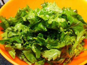 sedani rigati con pesto di friarielli gorgonzola e pomodori confit gialli e rossi