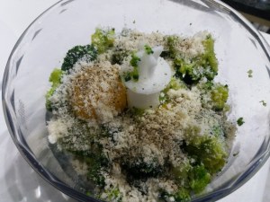 Flan di broccoli con porro e polpo fritti