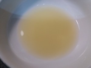 Linguine con bergamotto ricotta di bufala filetti di acciughe e pepe rosa