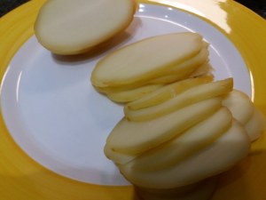 Crepes all'ortolana su fonduta di gorgonzola