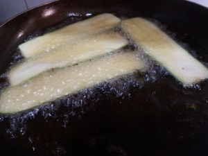 Crepes all'ortolana su fonduta di gorgonzola