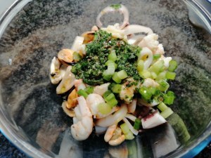 Riso rosso all'insalata di mare