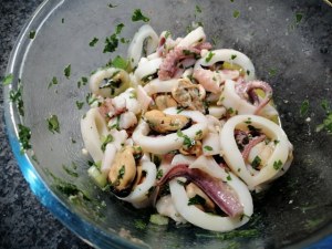 Riso rosso all'insalata di mare