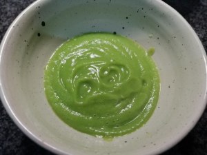 Spaghetti integrali con telline zucchine e tarallo sbriciolato