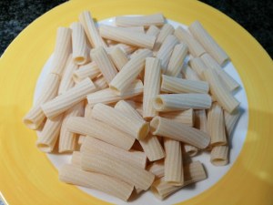 Elicoidali al ragu giallo di baccala