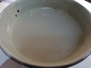 Orecchiette con broccoli e frutti di mare profumate al limone