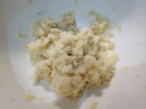 Paccheri ripieni di baccala e patate con crema di cavolfiore giallo