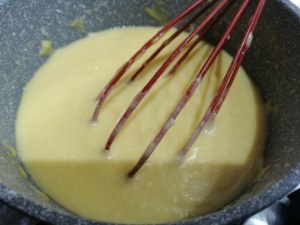 Paccheri ripieni di baccala e patate con crema di cavolfiore giallo