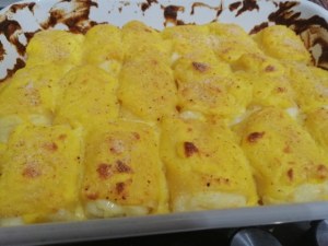 Paccheri ripieni di baccala e patate con crema di cavolfiore giallo