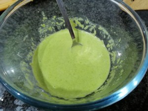 Spaghettone con crema di fave cozze e pecorino