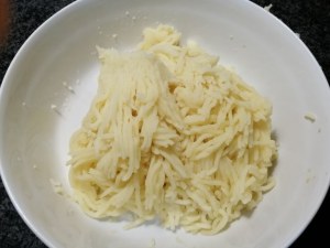Gateau di patate con fiori di zucchina