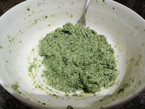 Gnudi di ricotta e spinaci su zabaione salato con pepe rosa