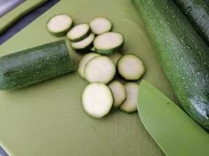 Burger di polpo con zucchine alla scapece burrata pugliese limone e menta
