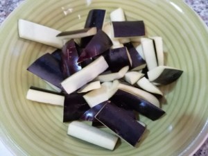 Pasta alle sarde con melanzane