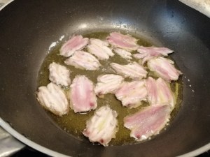 Pasta alle sarde con melanzane