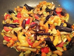 Polpette di pesce spada su caponata siciliana