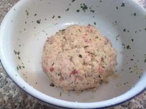 Polpette di pesce spada su caponata siciliana