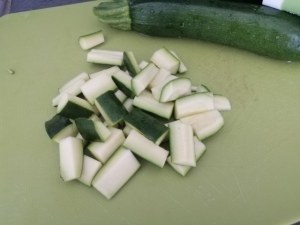 Fregola sarda con vongole zucchine bottarga e lime