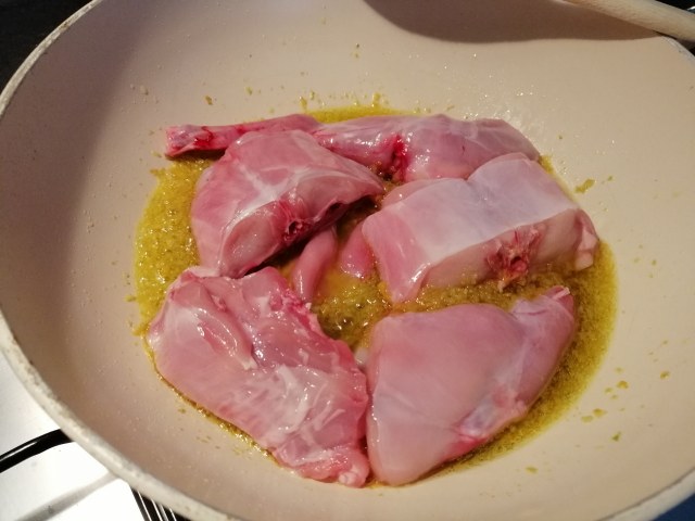 pappardelle al ragu bianco di coniglio con porcini