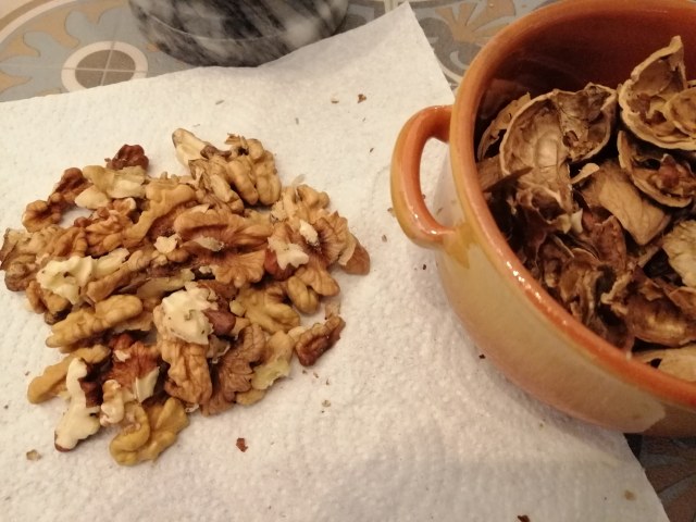 Risotto con zucca noci gorgonzola e polvere di prosciutto crudo