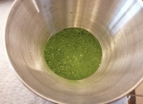 Risotto con zucca noci gorgonzola e polvere di prosciutto crudo