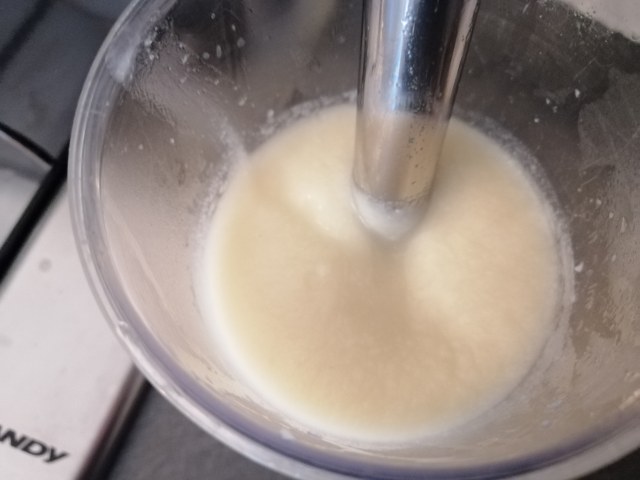 Spaghetti alla chitarra con crema di cavolfiore e gamberi