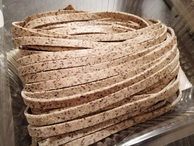 Pizzoccheri di mare con gamberi cozze e totani