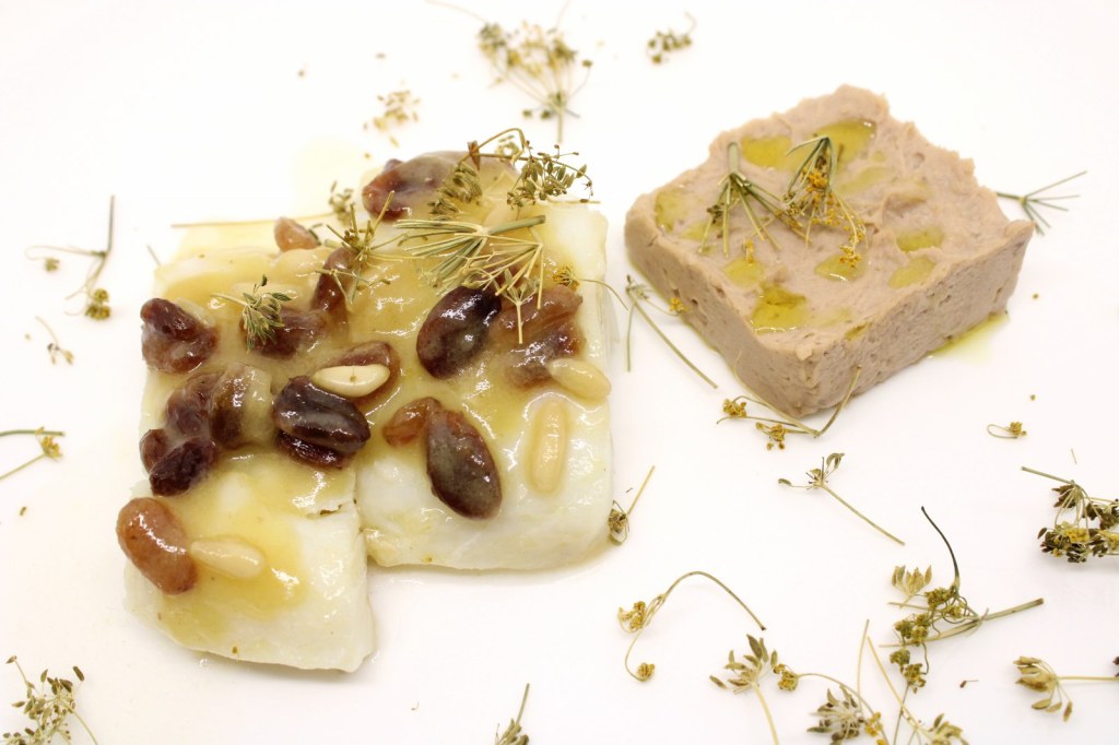 Baccala sfumato al passito di pantelleria con uvetta e pinoli e hummus di castagne