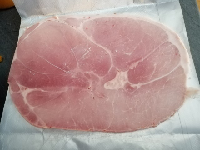 Lasagna riccia ai porcini con besciamella alla zucca cotto e provola