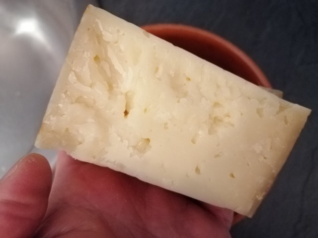 Pizzoccheri con verza casera luganega e noci