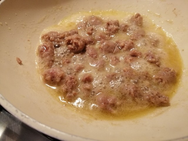 Pizzoccheri con verza casera luganega e noci