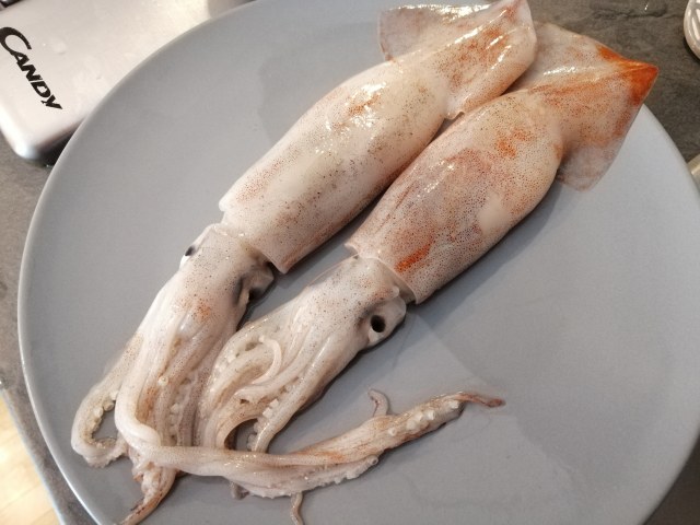 Totano imbottito con cavolo nero e camembert su polenta taragna