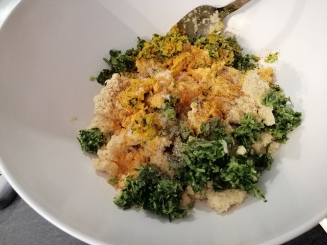 Felafel al rosmarino con tzatziki al cedro