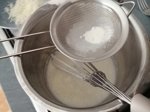 Sartu di riso con fonduta di provolone del monaco