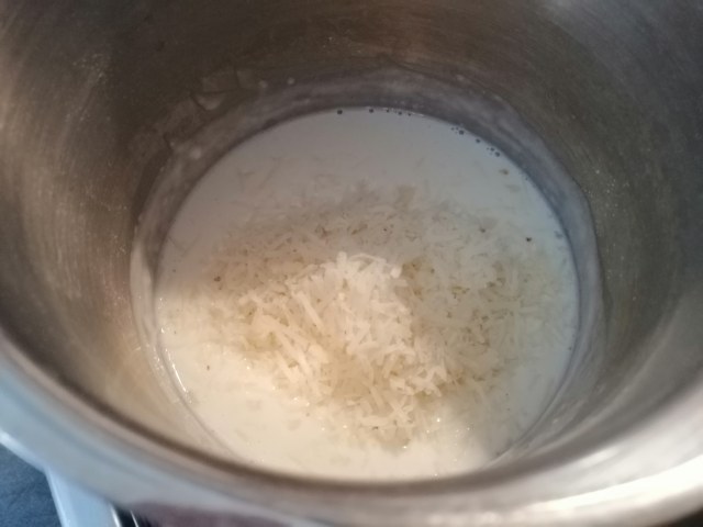 Sartu di riso con fonduta di provolone del monaco