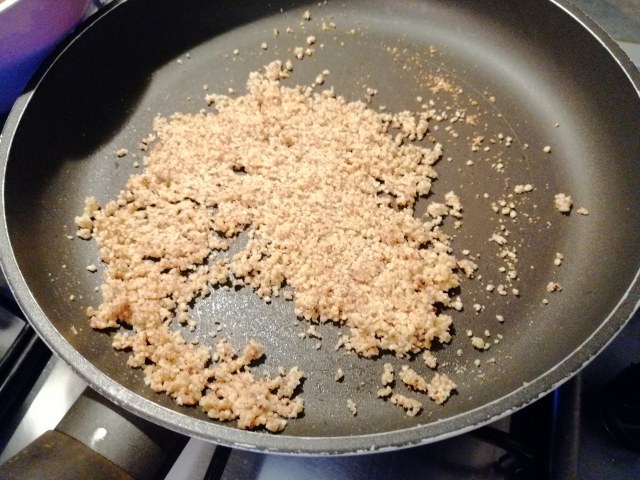 Trottole con baccala mantecato olive taggiasche e crumble di noci