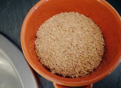 Trottole con baccala mantecato olive taggiasche e crumble di noci