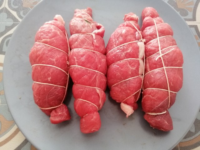 Braciole al ragu con peperoni a gratin